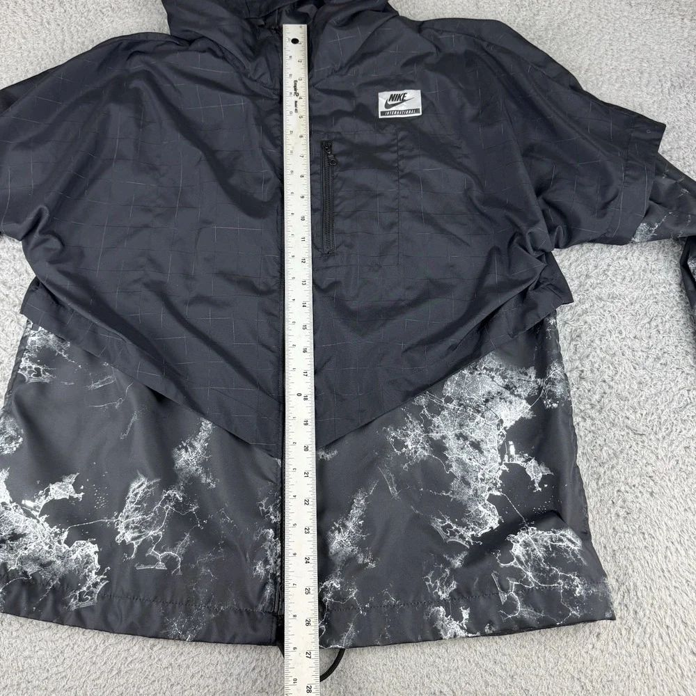 Nike International Jacket Womens Large‎ Black Print Hooded Windbreaker Running